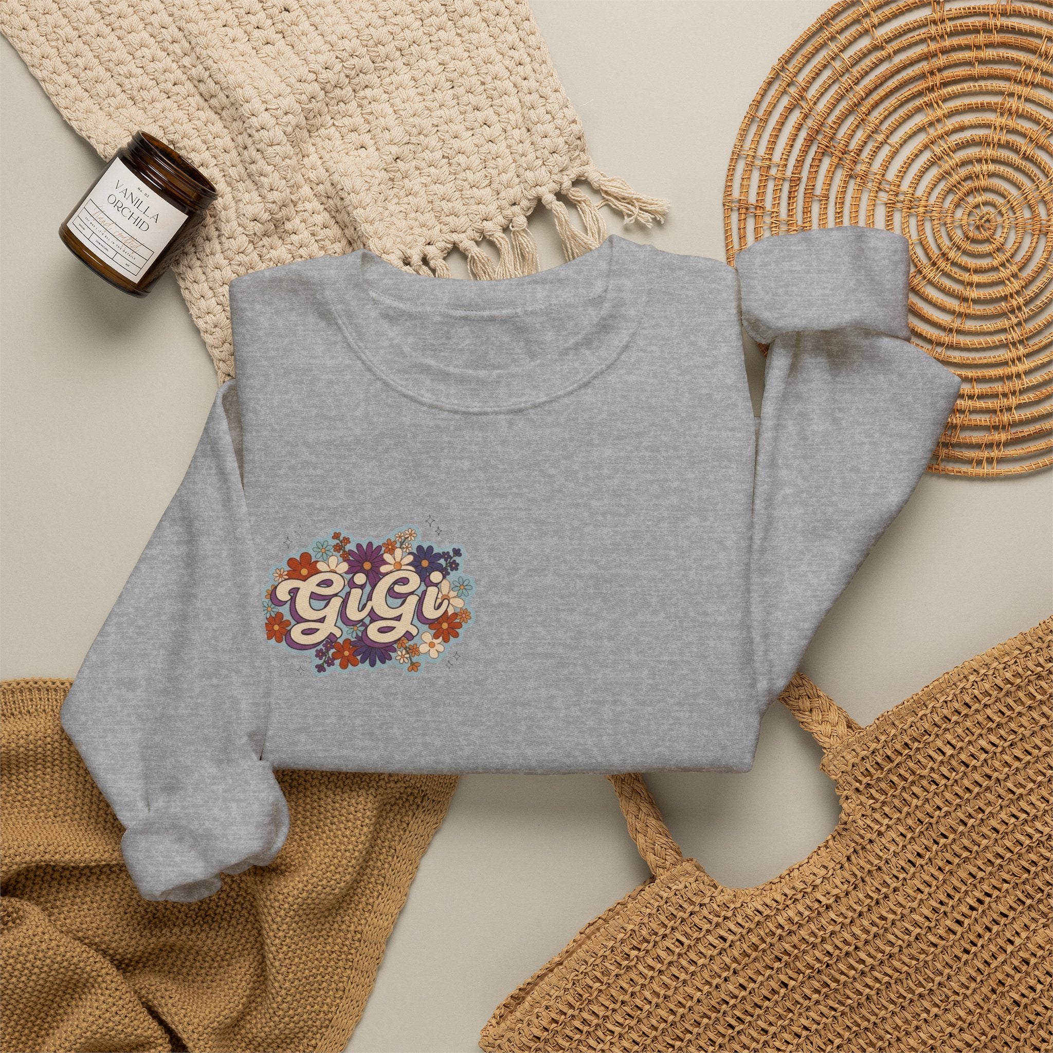 Gigi Floral Crewneck Sweatshirt — Vintage Flower Graphic Sweatshirt