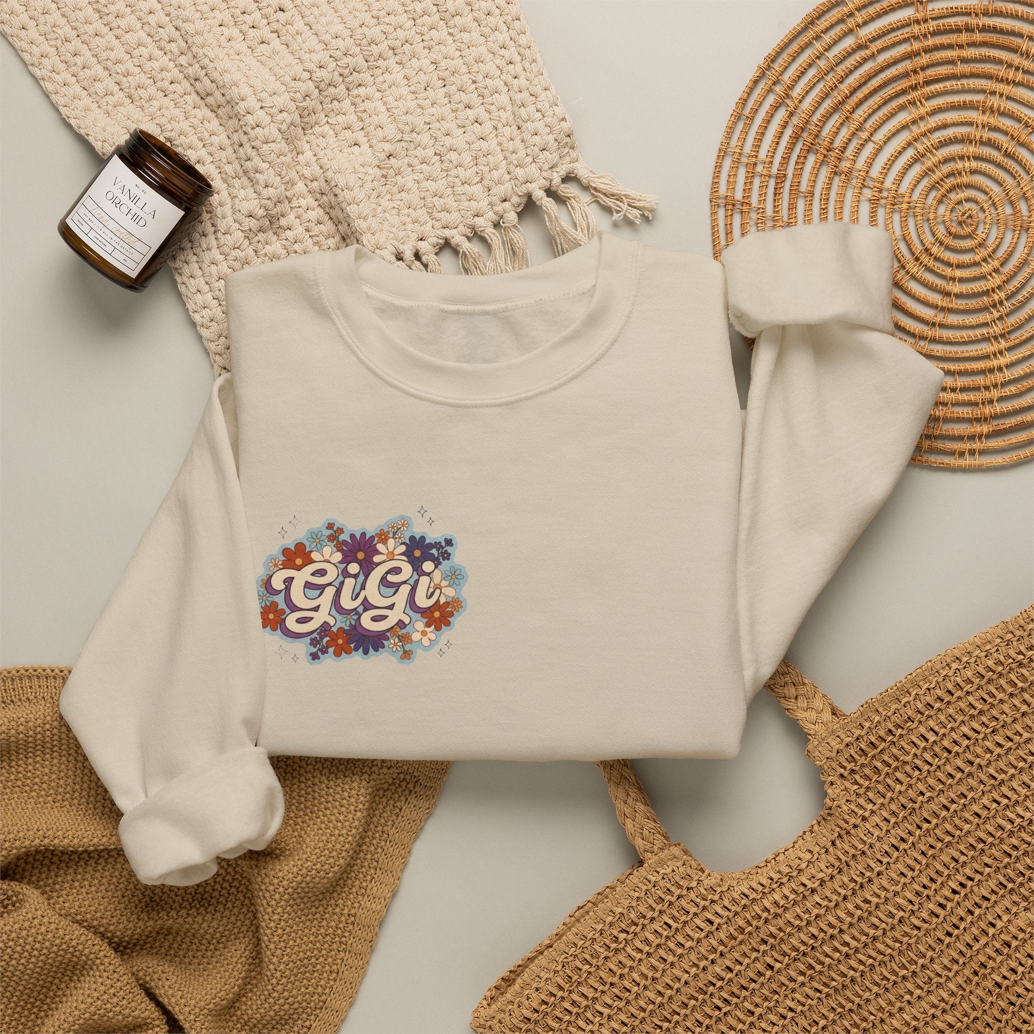 Gigi Floral Crewneck Sweatshirt — Vintage Flower Graphic Sweatshirt